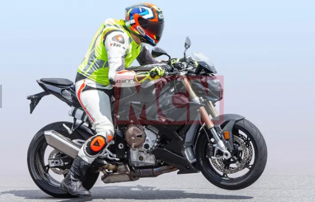 BMW S1000R 2021 sẽ thừa hưởng nhiều n&eacute;t đặc trưng của người anh em c&aacute; voi s&aacute;t thủ