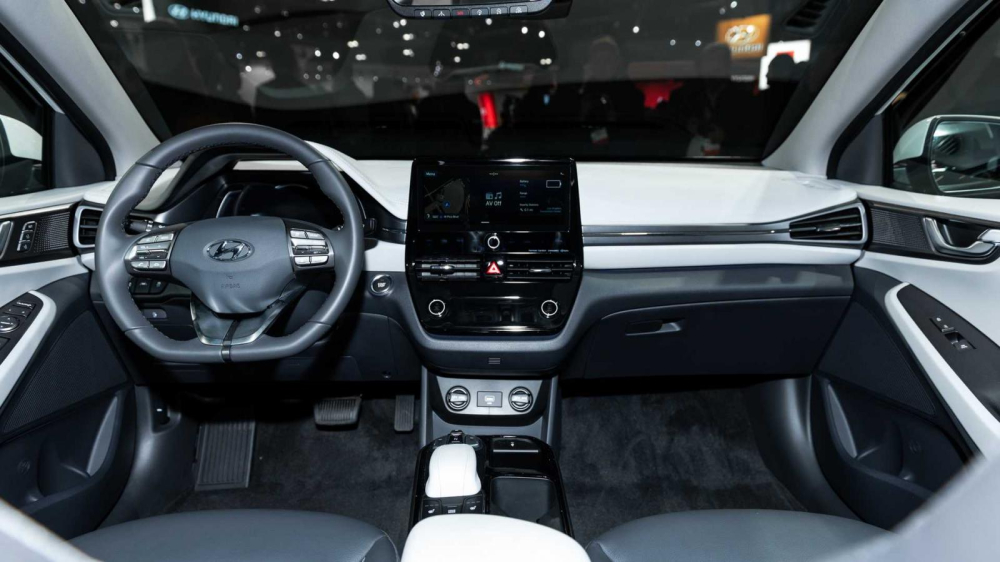 Nội thất bên trong Hyundai Ioniq phiên bản mới nhất Nội thất bên trong Hyundai Ioniq phiên bản mới nhất