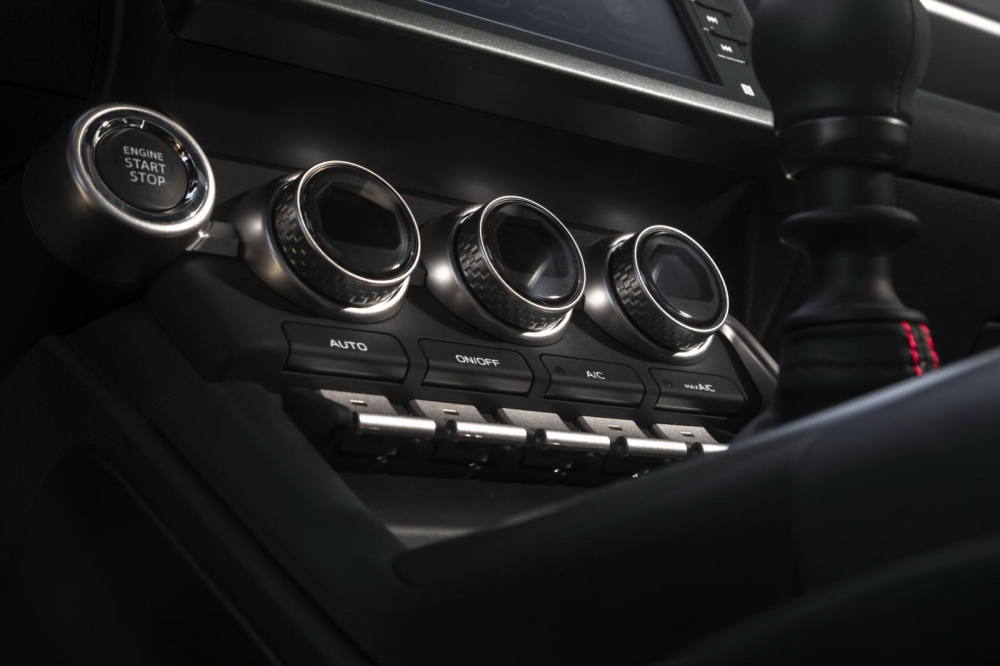 Nút chỉnh điều hòa của Subaru BRZ 2022 Nút chỉnh điều hòa của Subaru BRZ 2022
