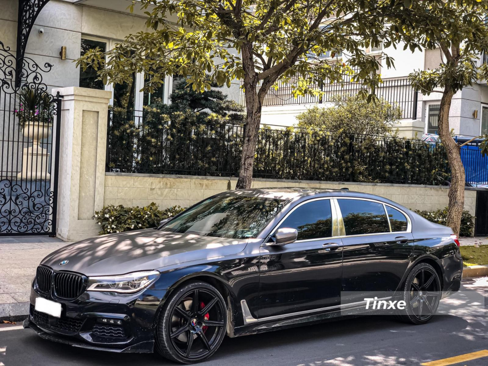 Ngoại h&igrave;nh chiếc xe BMW 740Li 2015 l&uacute;c chưa được n&acirc;ng cấp