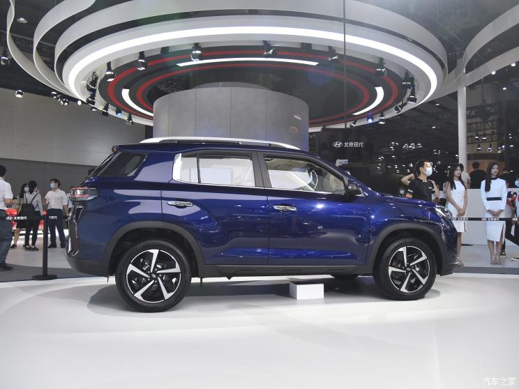 Hyundai ix35 2021 có kích thước khác biệt so với Tucson 2021 Hyundai ix35 2021 có kích thước khác biệt so với Tucson 2021