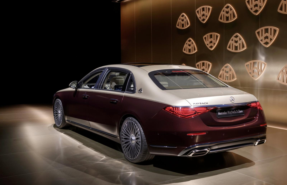 Mercedes-Maybach S-Class 2021 sơn phối 2 màu