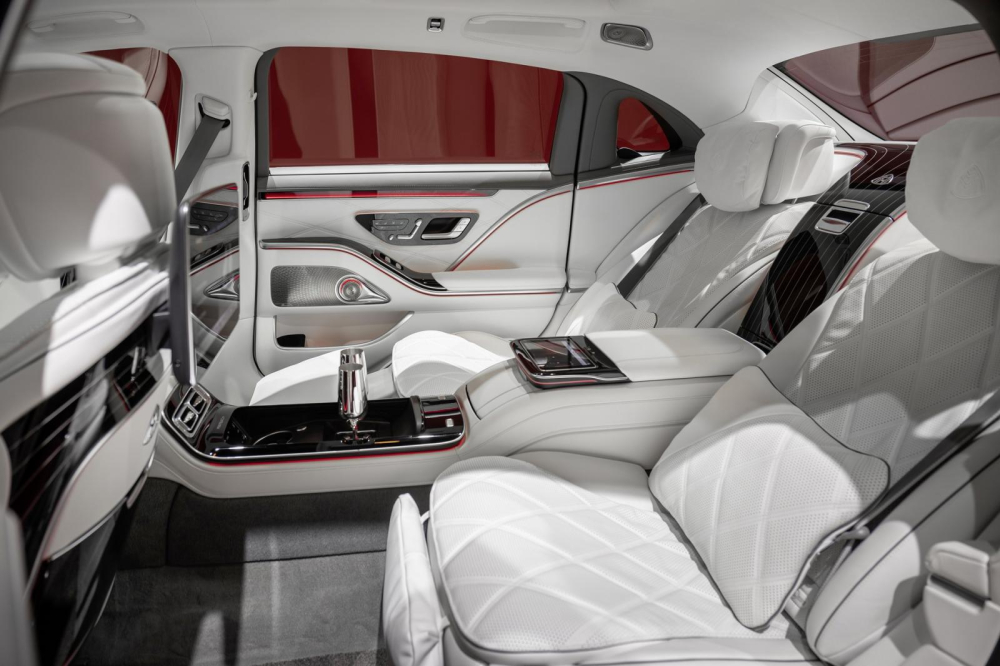 Hàng ghế sau của Mercedes-Maybach S-Class 2021