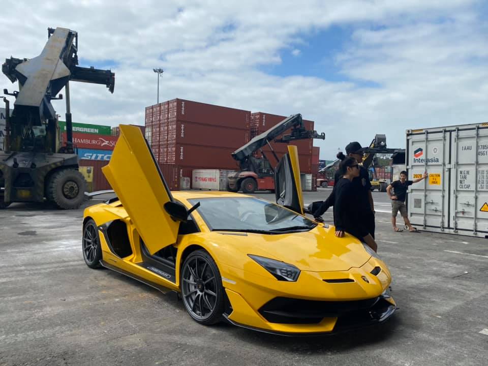 Đây là 1 trong 2 chiếc siêu xe Lamborghini Aventador SVJ đang có mặt tại Việt Nam Đây là 1 trong 2 chiếc siêu xe Lamborghini Aventador SVJ đang có mặt tại Việt Nam