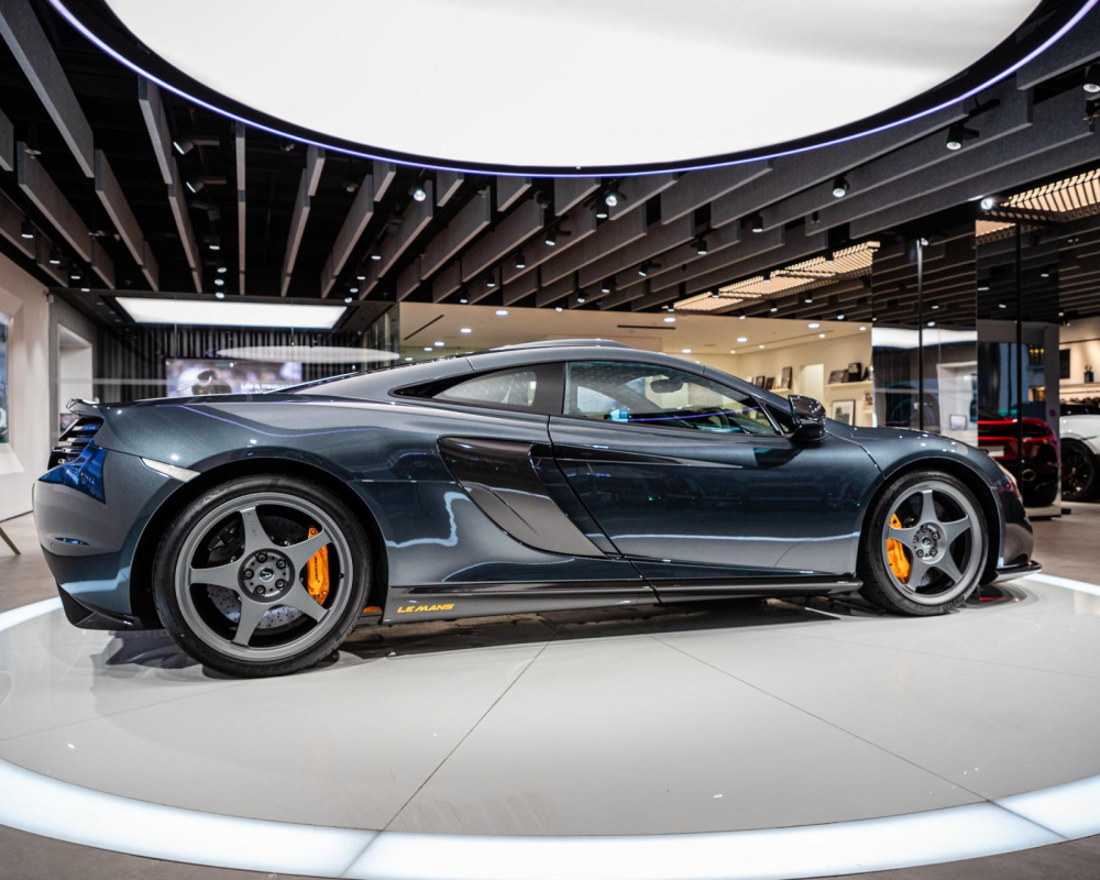 Màu sơn McLaren 650S phiên bản đường đua Le Mans màu xám Sarthe Grey Màu sơn McLaren 650S phiên bản đường đua Le Mans màu xám Sarthe Grey