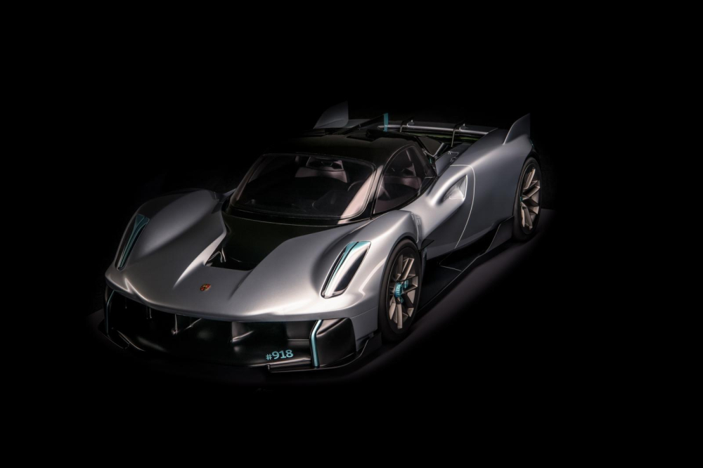 Phía trước của Porsche Vision 918 RS