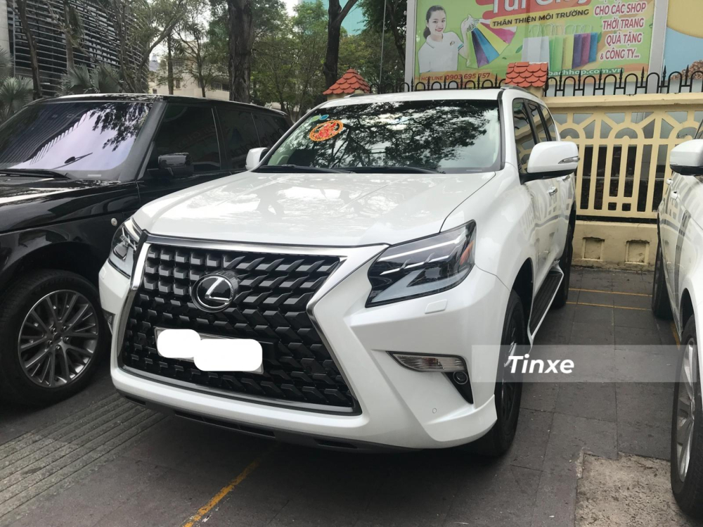 Lexus GX460 phi&ecirc;n bản 2020 c&oacute; gi&aacute; ch&iacute;nh h&atilde;ng tr&ecirc;n 5 tỷ đồng