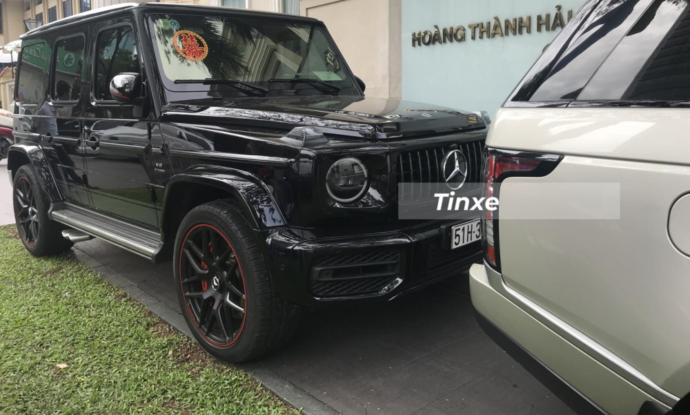 Mercedes-AMG G63 Edition 1 xuất hiện trong lễ ăn hỏi của Phan Th&agrave;nh