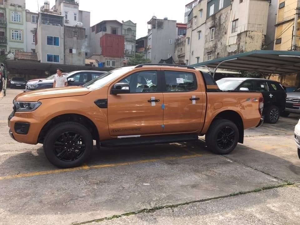 Ford Ranger Wildtrak Limited 2021 với những thay đổi nhẹ ở ngoại thất nhưng lại bị cắt giảm nhiều t&iacute;nh năng tiện nghi an to&agrave;n hiện đại.