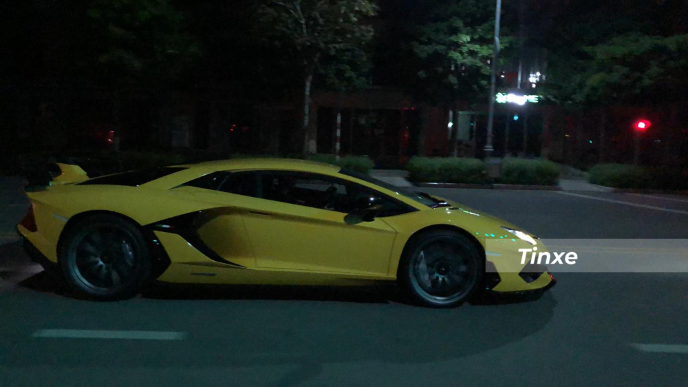 Đây là chiếc siêu xe Lamborghini Aventador SVJ thứ 2 về Việt Nam Đây là chiếc siêu xe Lamborghini Aventador SVJ thứ 2 về Việt Nam