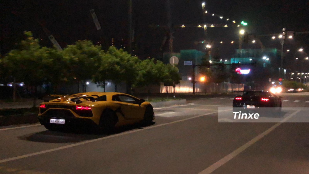 Hiện đây là chiếc siêu xe Lamborghini Aventador SVJ thứ 2 về Việt Nam