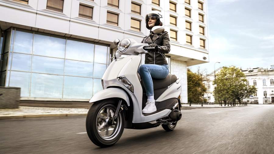 Yamaha D'elight hay c&ograve;n gọi l&agrave; Yamaha Latte tại Việt Nam c&oacute; phi&ecirc;n bản 2021