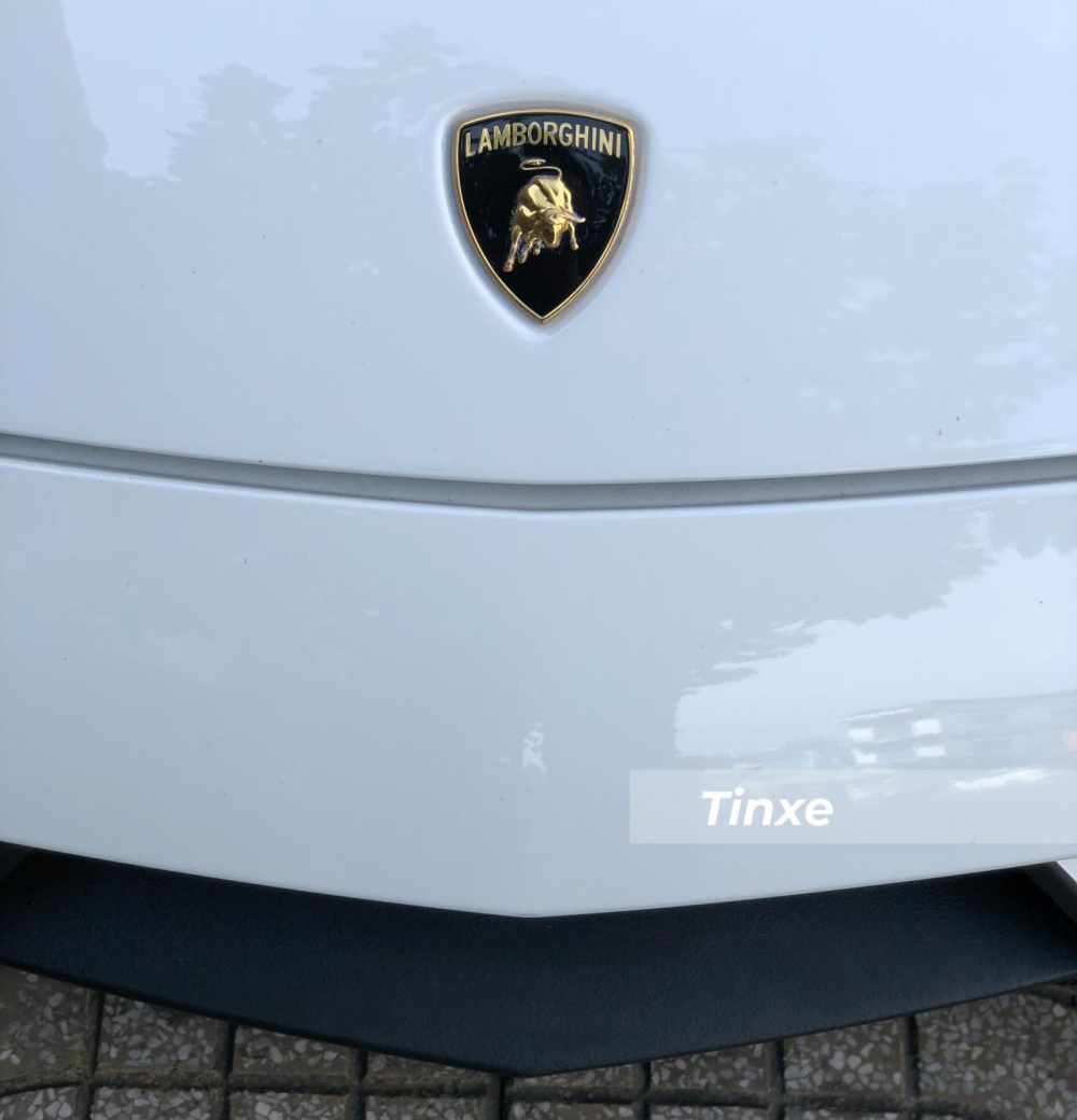 Ngoại thất Lamborghini Gallardo LP570-4 Spyder Performante độc nhất Việt Nam có màu trắng Ngoại thất Lamborghini Gallardo LP570-4 Spyder Performante độc nhất Việt Nam có màu trắng