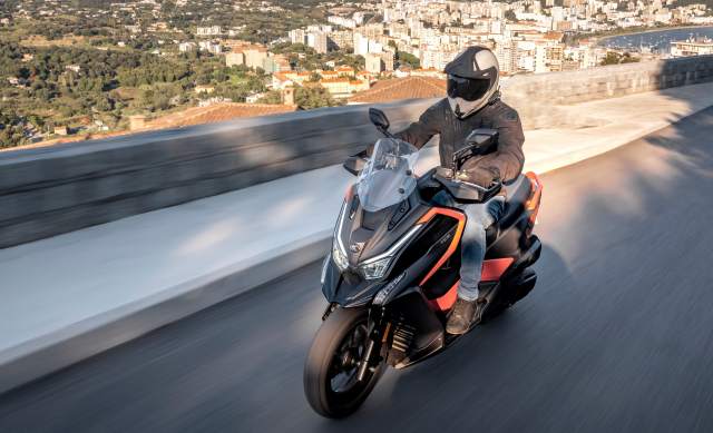 Kymco DT X360 mang thiết kế xe ga Adventure