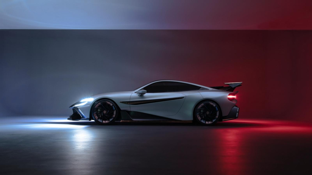 Ph&iacute;a b&ecirc;n sườn&nbsp;của hypercar Naran