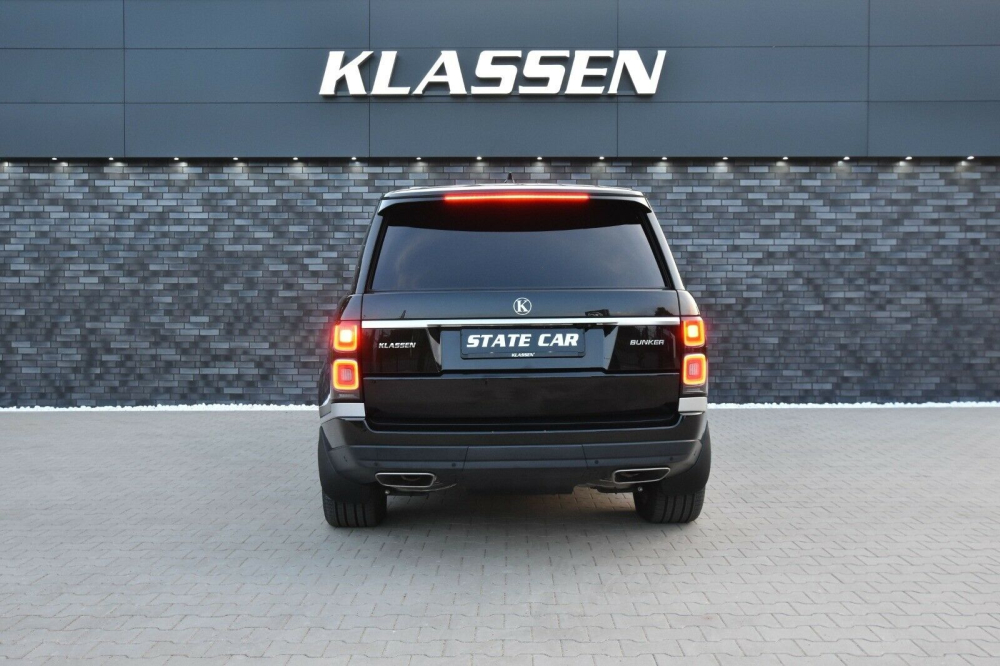 Range Rover SVAutobiography 2020 c&oacute; cả c&ograve;i hụ v&agrave; đ&egrave;n chớp