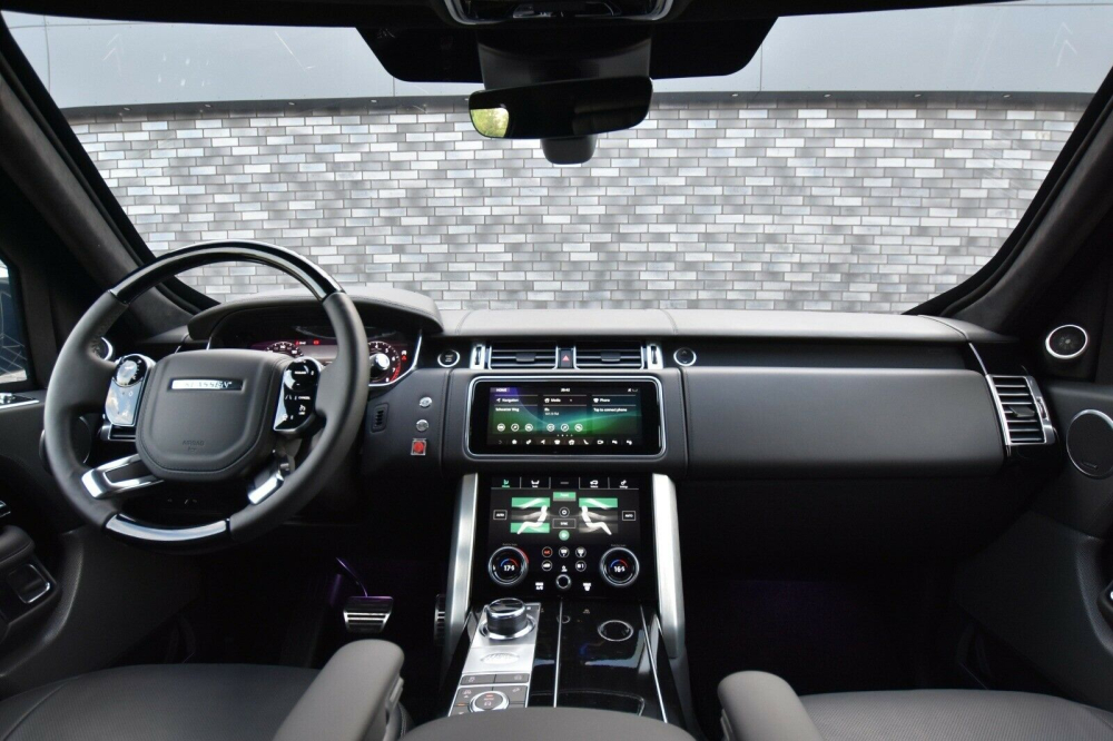 Nội thất b&ecirc;n trong Range Rover SVAutobiography 2020