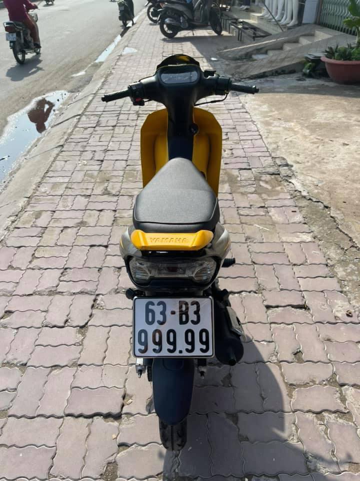 L&yacute; do l&agrave; chủ nh&acirc;n của chiếc Yamaha 125ZR n&agrave;y bấm được biển số ngũ qu&yacute; 9 v&agrave; muốn rao b&aacute;n lại với gi&aacute; tr&ecirc;n 1 tỷ đồng