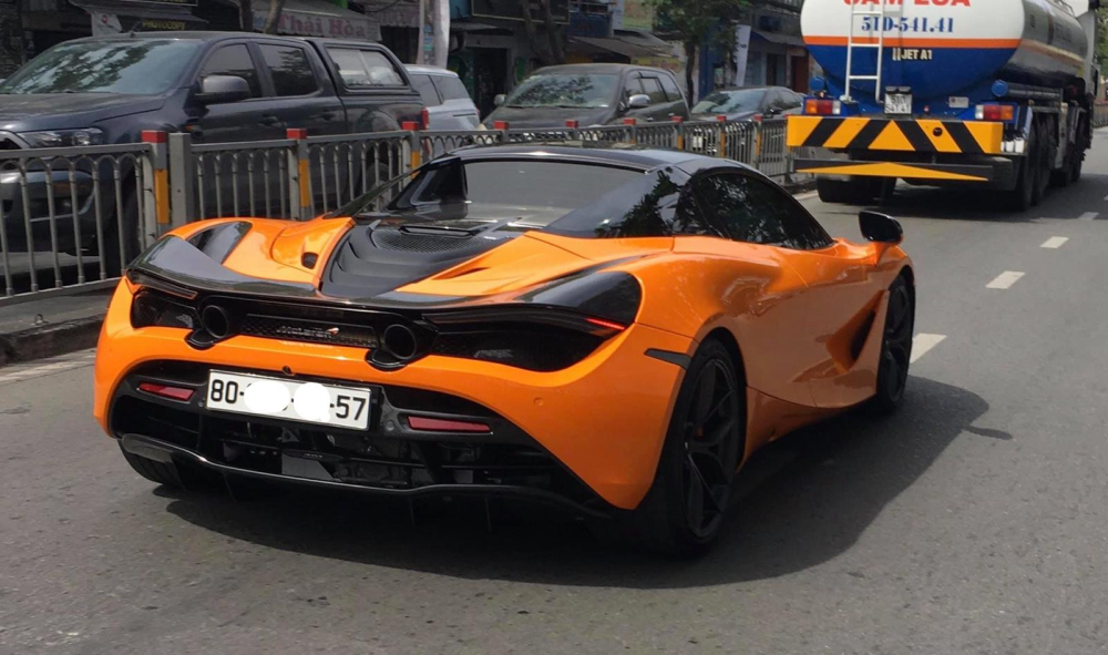 L&yacute; do nằm ở chiếc biển số m&agrave; chủ nh&acirc;n McLaren 720S Spider n&agrave;y đăng k&yacute;