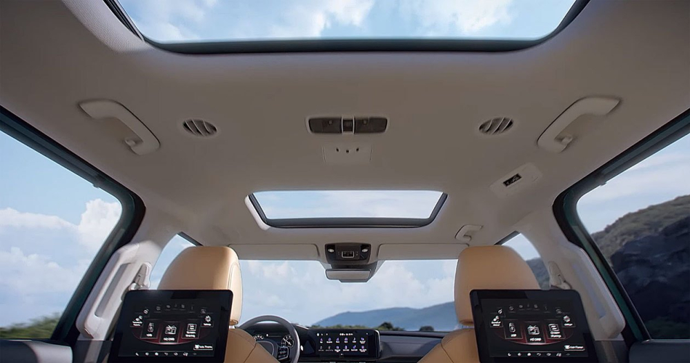 Cửa sổ trời của Kia Sedona 2021