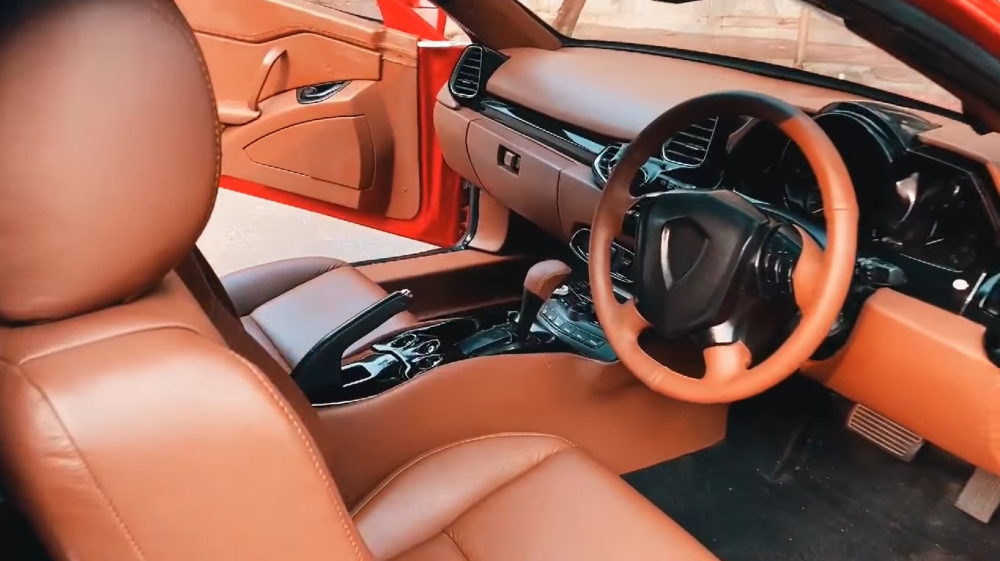 Nội thất bên trong chiếc Ferrari 458 Italia tự chế Nội thất bên trong chiếc Ferrari 458 Italia tự chế