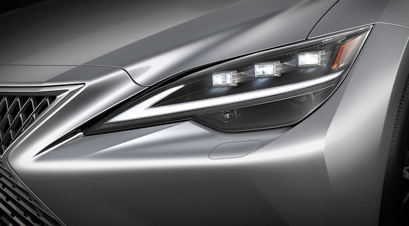 Cụm đèn pha của Lexus LS 2021