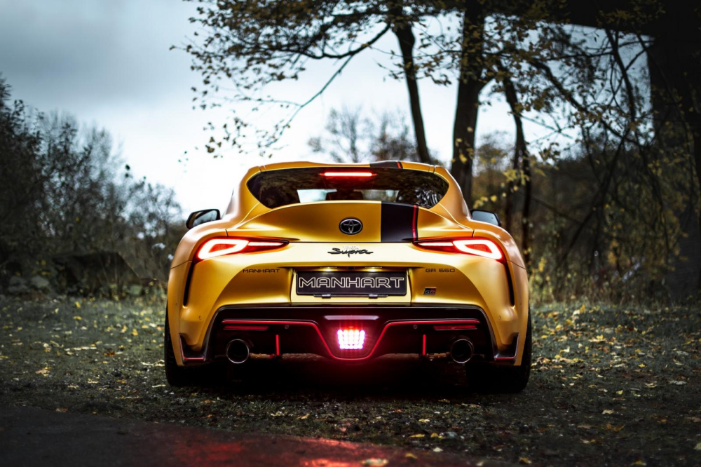 Trực diện đuôi xe của Toyota Supra GR 550