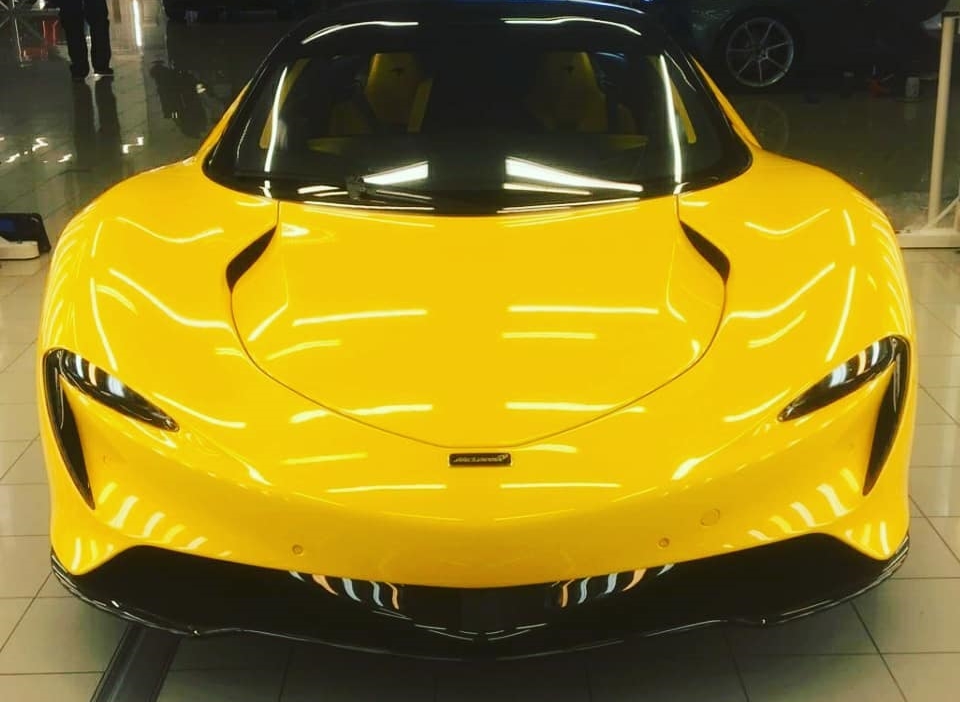 Diện mạo phần đầu chiếc siêu xe 3 chỗ ngồi McLaren Speedtail mới được đại gia ngành chăn đệm mua