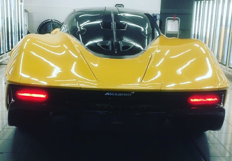 Còn đây là thiết kế phần đuôi xe McLaren Speedtail
