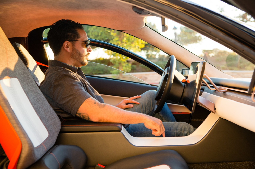 Nội thất của xe c&oacute; thiết kế sang trọng, rộng r&atilde;i v&agrave; c&ocirc;ng nghệ