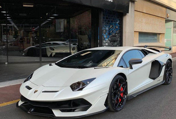 Chiếc siêu xe Lamborghini Aventador SVJ của Mendy có thể bị bán đấu giá hoặc tiêu hủy