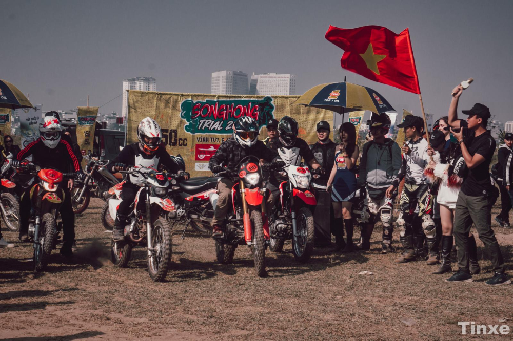 S&ocirc;ng Hồng Trail 2020