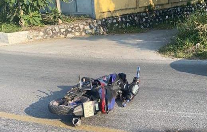 Chiếc xe m&aacute;y Yamaha Exciter 150 tại hiện trường vụ tai nạn