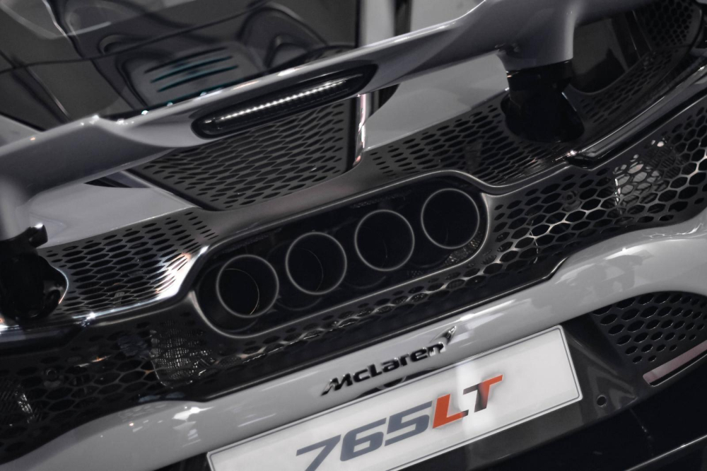 Những chi tiết thiết kế nổi bật của si&ecirc;u xe McLaren 765LT đầu ti&ecirc;n đến Th&aacute;i Lan