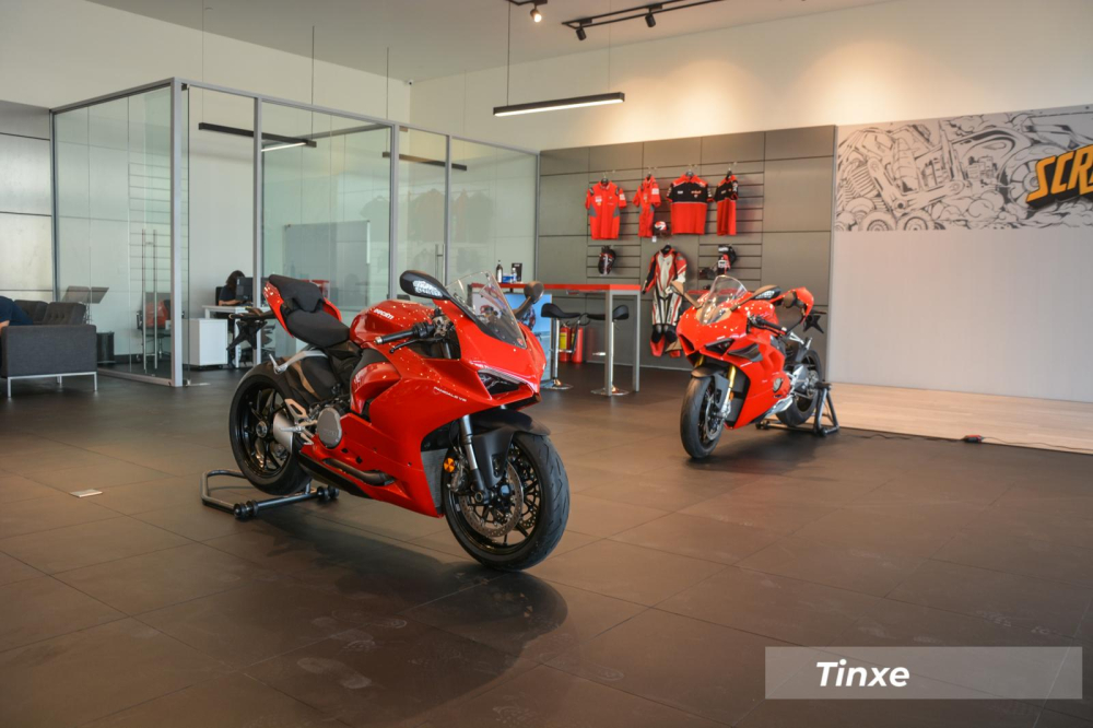 Ducati Việt Nam mới ra mắt dòng xe sport bike là V2 và cả super bike là V4 S 2020 Ducati Việt Nam mới ra mắt dòng xe sport bike là V2 và cả super bike là V4 S 2020