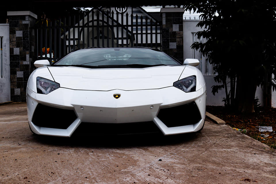 Nhan sắc si&ecirc;u xe Lamborghini Aventador LP700-4 Roadster độc nhất tại B&igrave;nh Phước