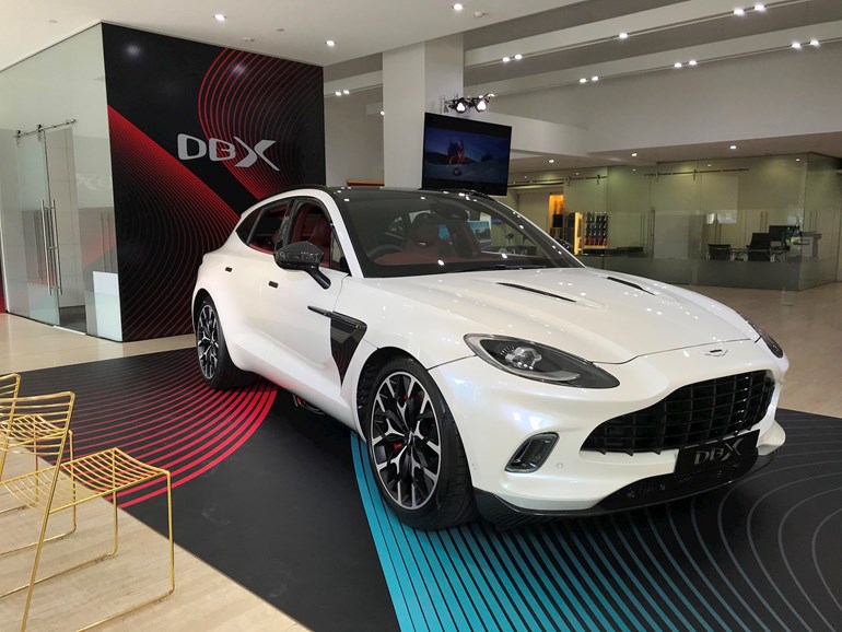 Vẻ đẹp của một chiếc SUV hạng sang cỡ lớn Aston Martin DBX