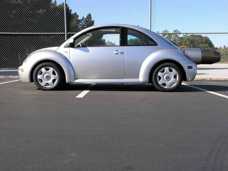 Chiếc Volkswagen Beetle 2000 độ động cơ phản lực n&agrave;y l&agrave; một sản phẩm tự chế của Ron Patrick