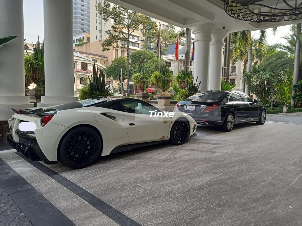 Xe mang g&oacute;i độ Misha Designs rất hiếu chiến v&agrave; chỉ c&oacute; 20 bộ body kit như vậy được sản xuất tr&ecirc;n thế giới