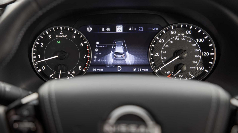 Bảng đồng hồ của Nissan Armada 2021