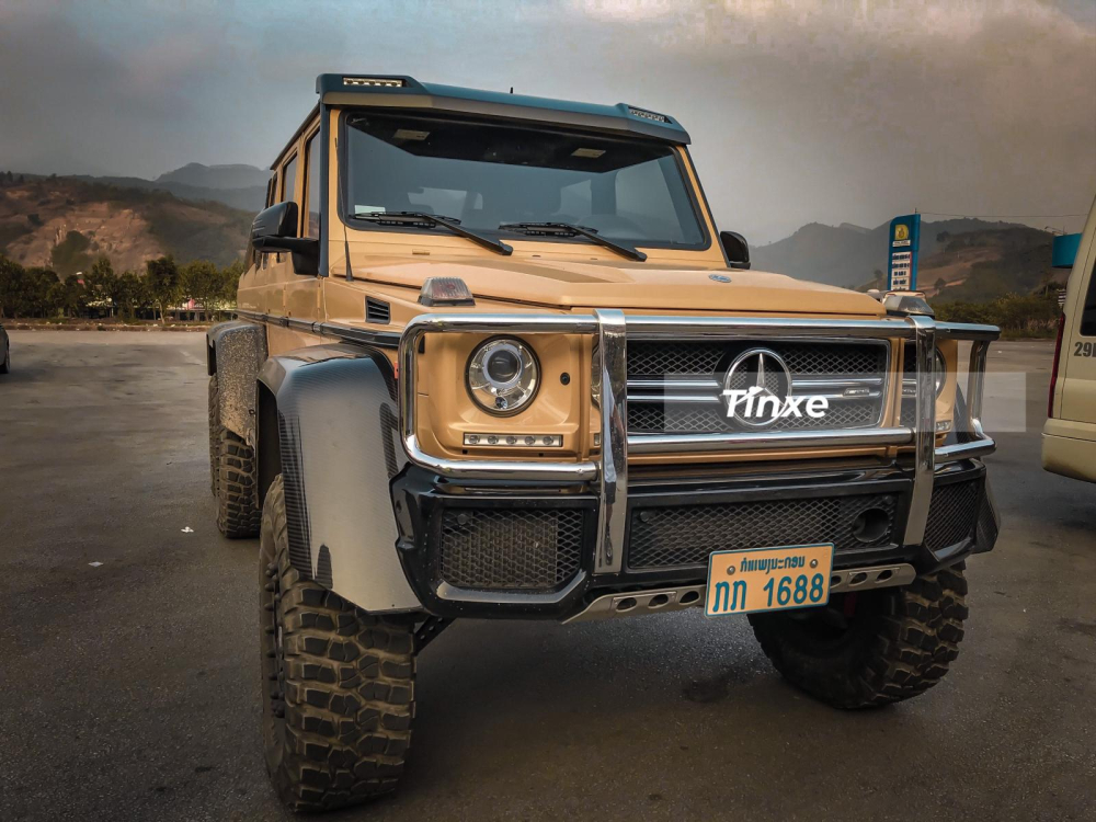 Chạm mặt khủng long 6 ch&acirc;n Mercedes-Benz G63 AMG 6x6 si&ecirc;u hiếm của doanh nh&acirc;n Việt