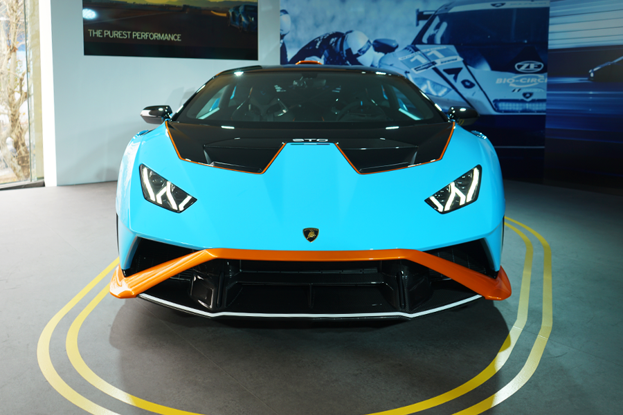 Siêu xe Lamborghini Huracan STO lần đầu ra mắt ở Hàn Quốc