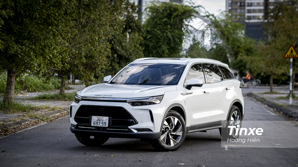 Mẫu xe Trung Quốc Beijing X7 l&agrave;m mưa l&agrave;m gi&oacute; thị trường xe trong những th&aacute;ng cuối năm 2020.