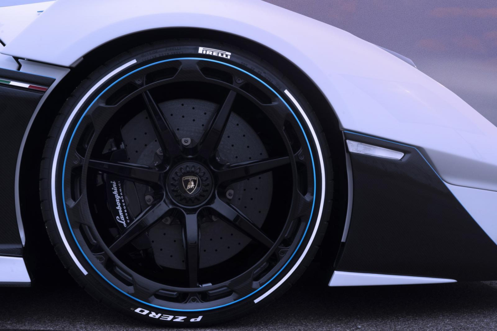 Vành trước của Lamborghini SC20 Vành trước của Lamborghini SC20