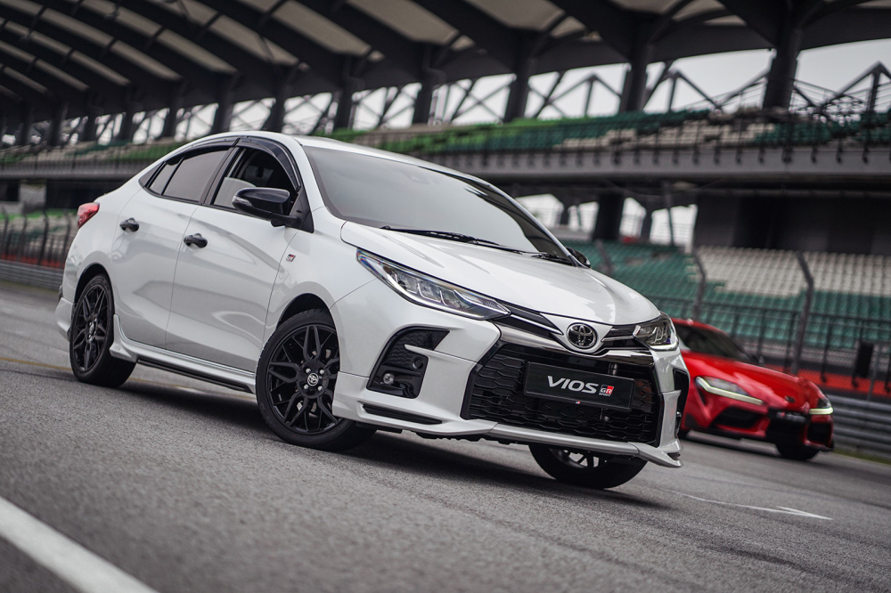 Toyota Vios GR-S 2021 dùng động cơ như bản thường