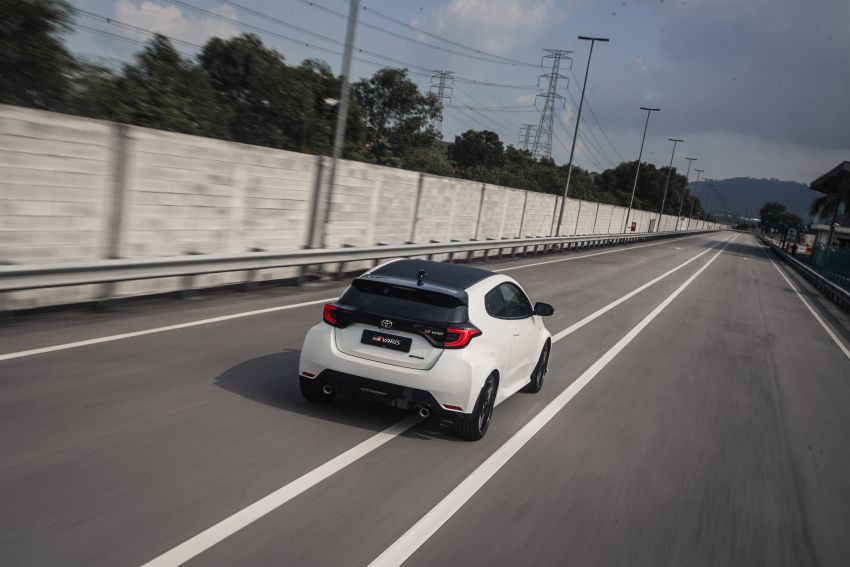 Toyota GR Yaris 2021 nhẹ hơn bản thường