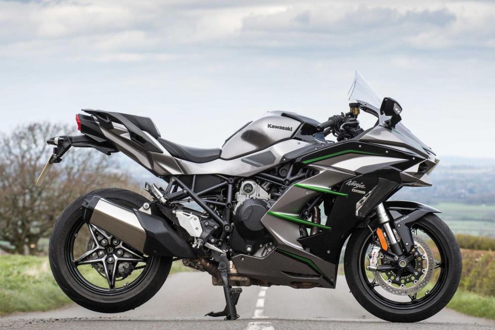 Kawasaki H2 SX SE c&oacute; mặt tại Việt Nam nhưng chưa r&otilde; c&oacute; mắc phải lỗi tr&ecirc;n hay kh&ocirc;ng