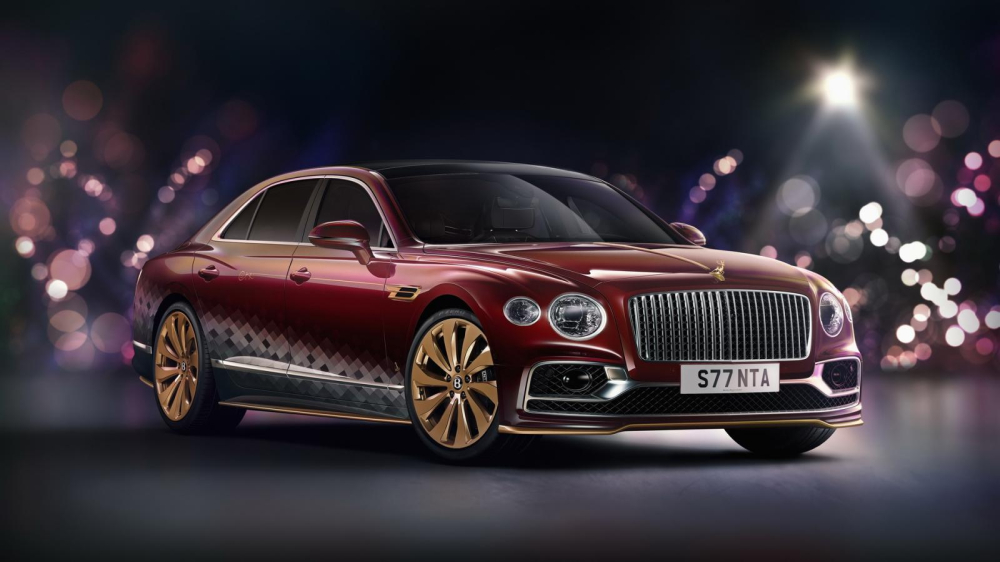 Bentley Flying Spur Reindeer Eight trình làng trước ngày lễ Giáng sinh