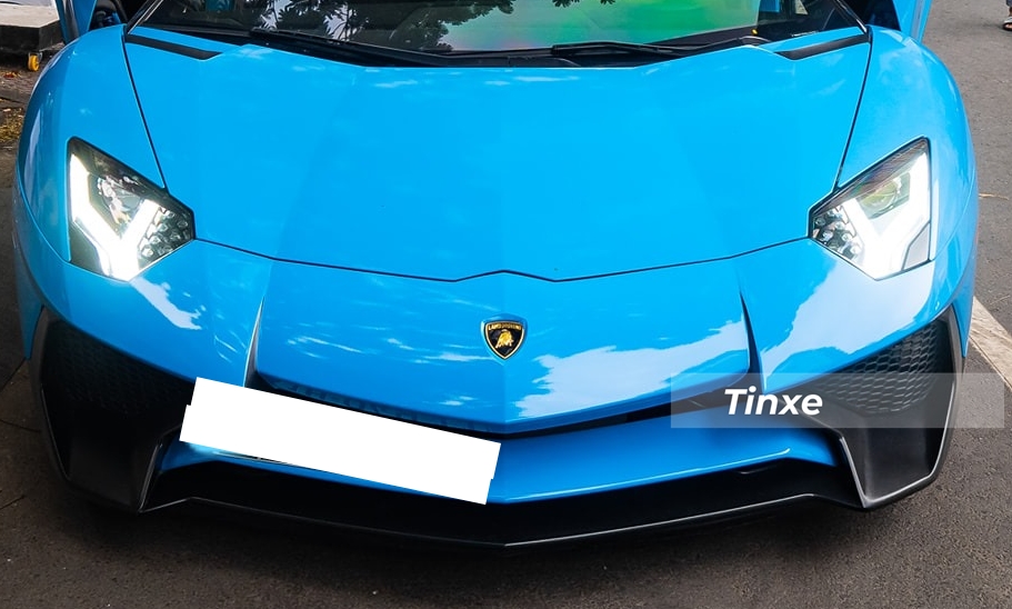 Siêu xe Lamborghini Aventador LP750-4 SV chỉ được sản xuất 600 chiếc