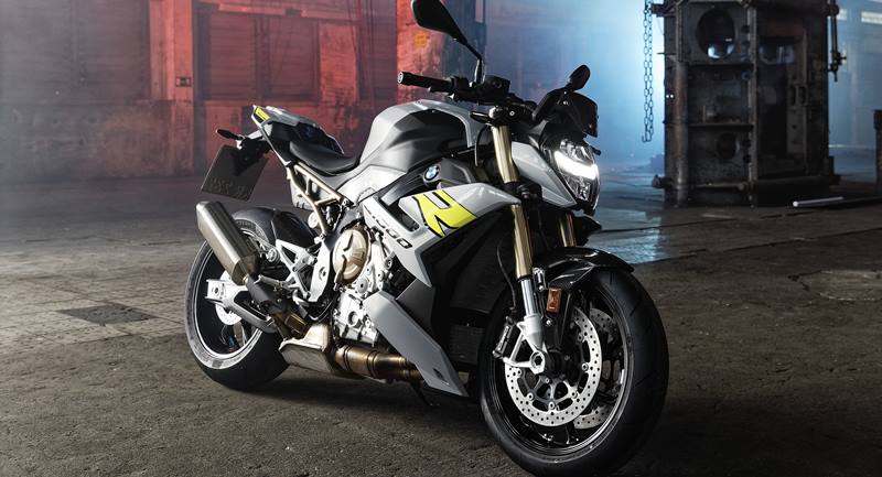 BMW S1000R 2021 c&oacute; thiết kế kết hợp giữa F900R v&agrave; S1000RR